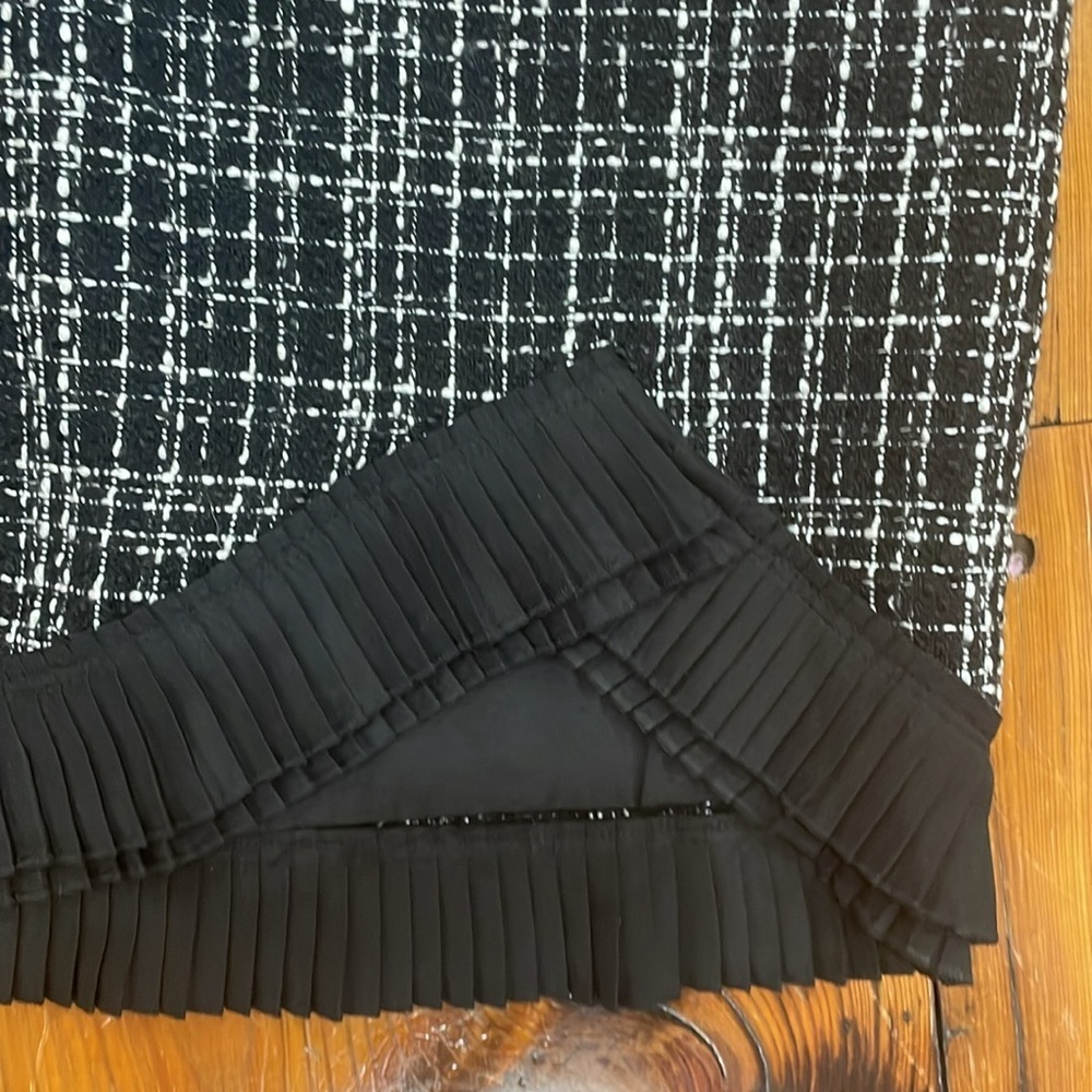 WHITE HOUSE BLACK MARKET Women Cotton Blend Pencil Skirt Tweed Pleat Decor 12 - Picture 4 of 7